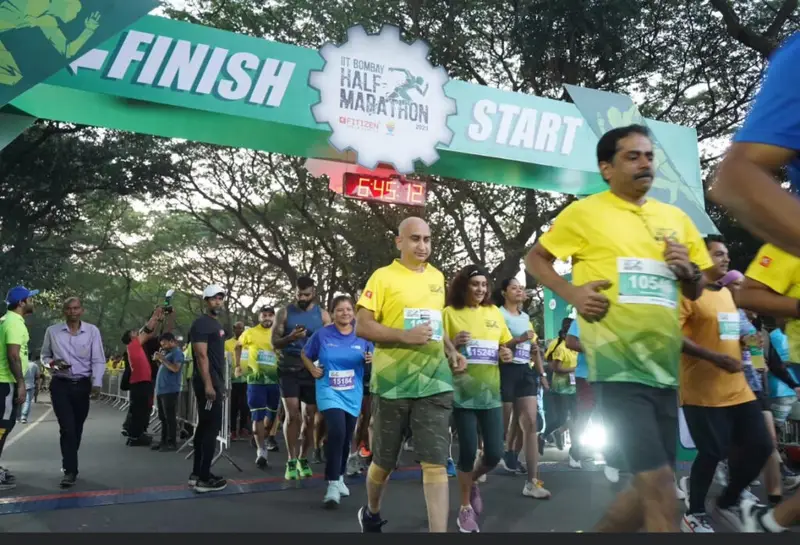 Runners at the IIT Bombay Half Marathon start line